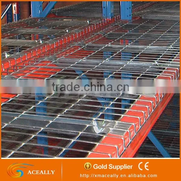 Warehouse Storage Shelving With Wire Mesh Decks photo-4