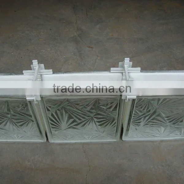 Plastic Spacers for Construction of Glass Block photo-4