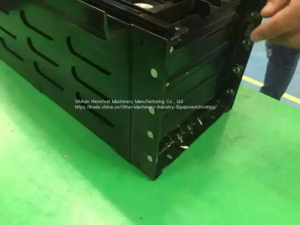 Self-Piercing Rivet for Automotive Space Frames, Air Cargo Equipment, Domestic Appliances, Ladders photo-2