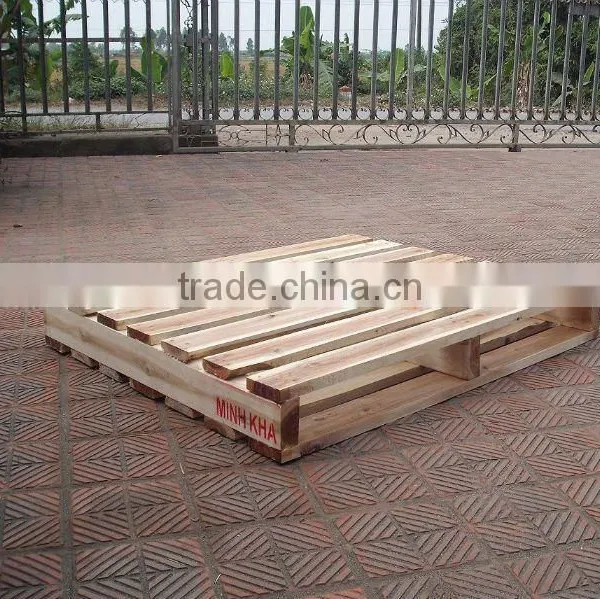 WOODEN PALLETS MADE IN VIETNAM