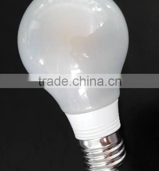 6W Dimmable 600lm E27 Whole Glass 360 Degree Led Filament Bulb photo-3