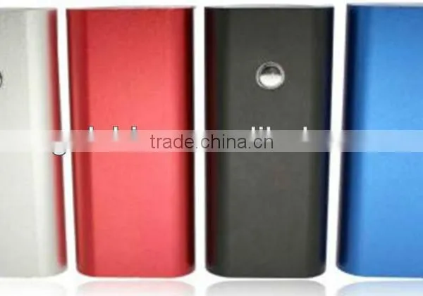 Newest Portable Battery Power Bank/ Mobile Power Bank 4400mAh for Iphone and Any Type of Cell Phone