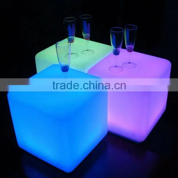 PE Material Wireless Charging Outdoor Seat Led Cube 50cm