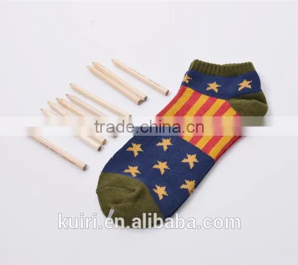 Hot Sale Cotton Germany's Harajuku Hip Hop Maple Leaf Socks Men's Street Boat Sock for Male photo-4