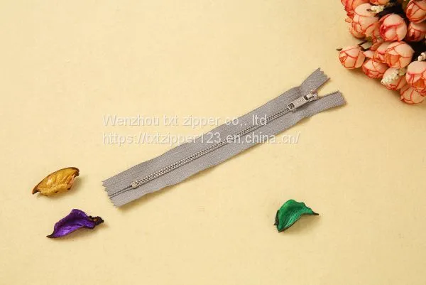 #3 #4 #5 #8 Metal Brass Zipper With Light Golden Platinum Teeth Close End