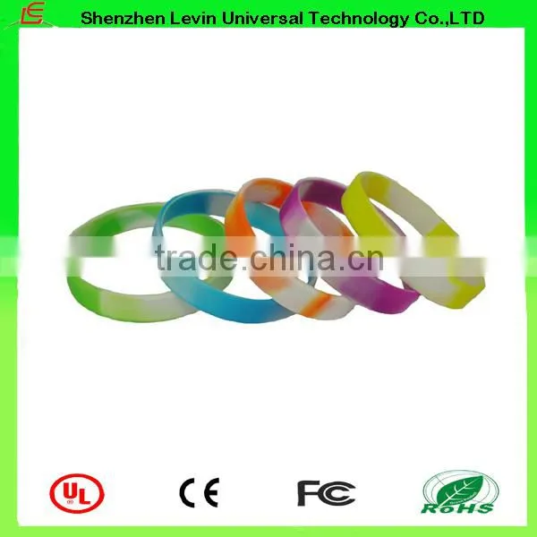 Cheap Business Gift Custom-made Logo Cool Men's Silicone Bracelet photo-3