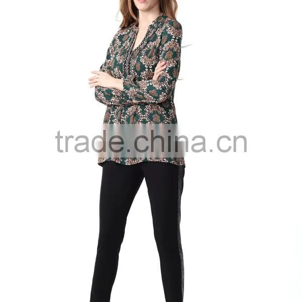 High Quality Fashion Long Sleeve Embellished Blouse for Women photo-4