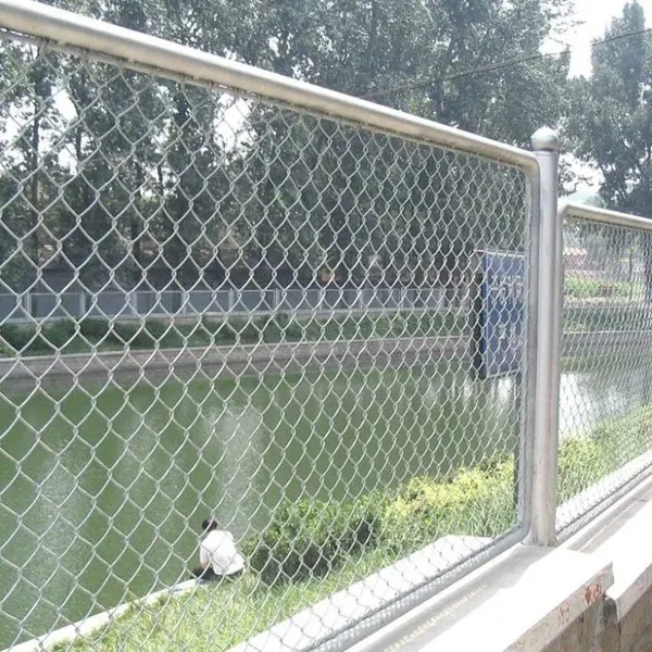 Playground Safety Chain Link Fence Garden Chain Link Fencing Steel Wire Link Fence photo-4