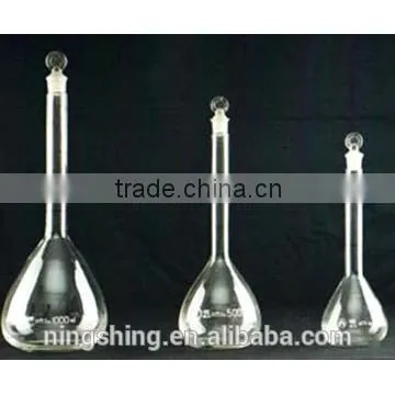 Volumetric Flasks, with plastic or grounded glass stopper