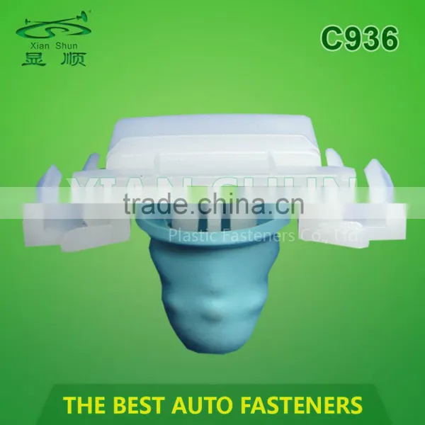 Plastic Auto Wheelhouse Fastener Rivet photo-2