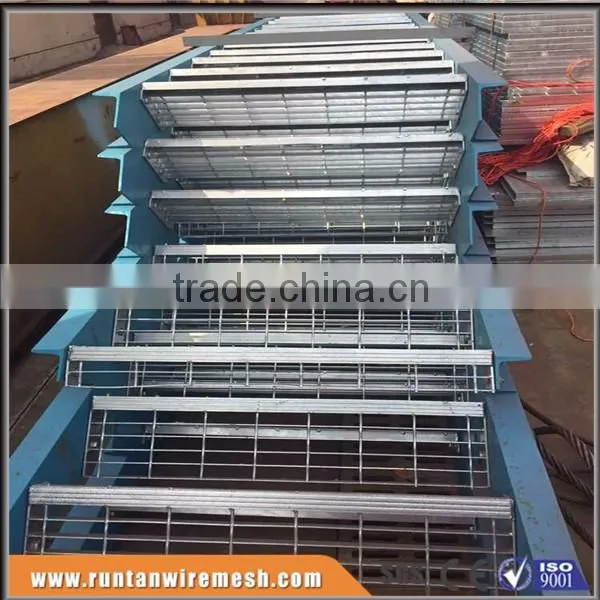 ASTM A36 Hot Dipped Galvanized Trench Steel Bar Galvanized Steel Deck Grating (Trade Assurance) photo-4