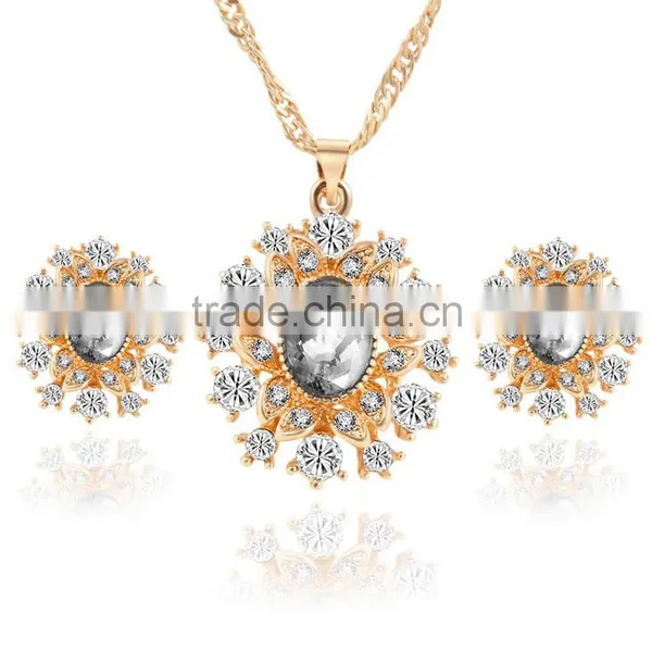 High Quality Big Green Stone Korea Wedding Necklace and Earring Sets Gold Jewellery photo-3