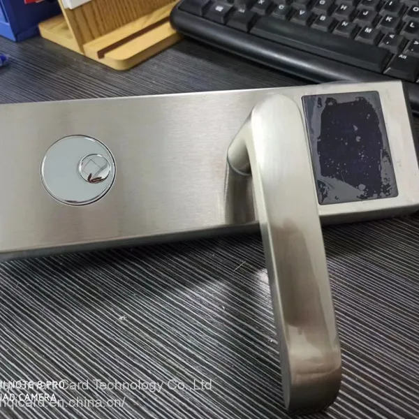 Готельный замок (система с RFID-картами)