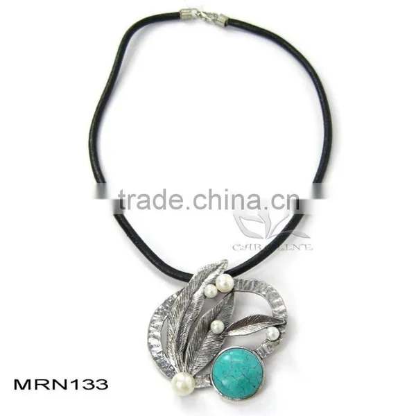 2011 Fashion Handmade Nature Stone Necklaces