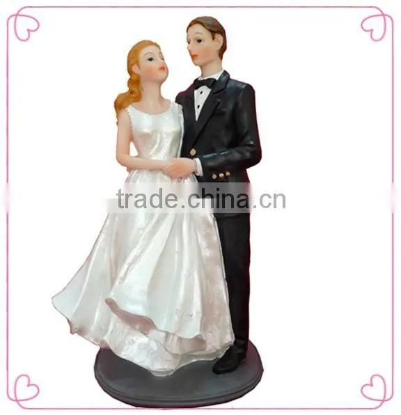 Resin Couple Figurine for Wedding Gifts photo-5