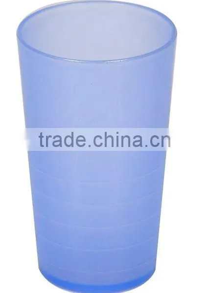 PLASTIC ROUND TUMBLER 612