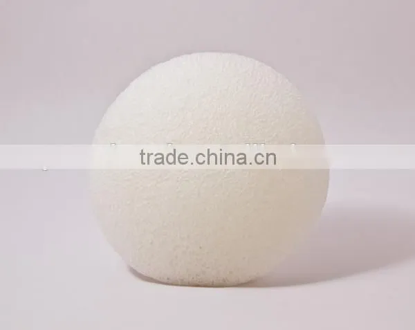 Wholesale Half-round Shape Facial Konjac Sponge photo-3