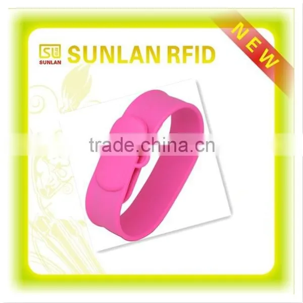 Anti-collision Waterproof UHF RFID Silicon Wristbands / Wrist Band photo-4