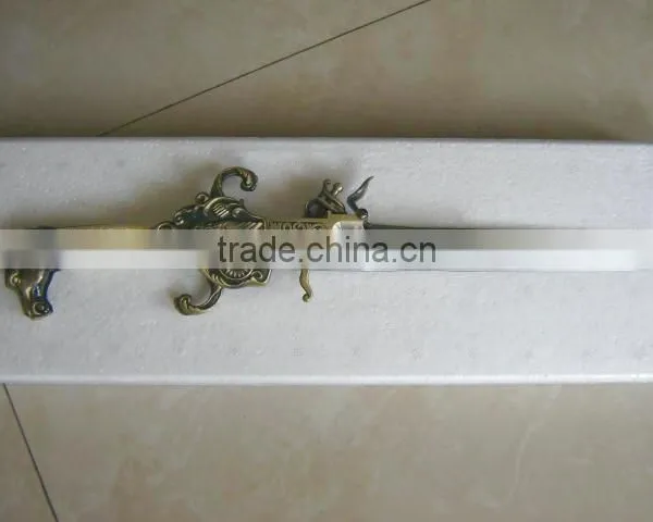 New Craft Wholesale Wooden Model Best Selling Price Gun photo-3