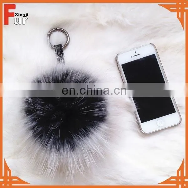 Wholesale Raccoon Fur Keychain Luxury Genuine Raccoon Fur Ball Keychain Fashion Pandent Gift photo-3