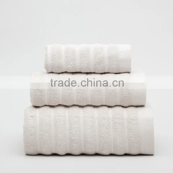 Cheap High Quality Soft 100% Cotton Bath Towel Set photo-5