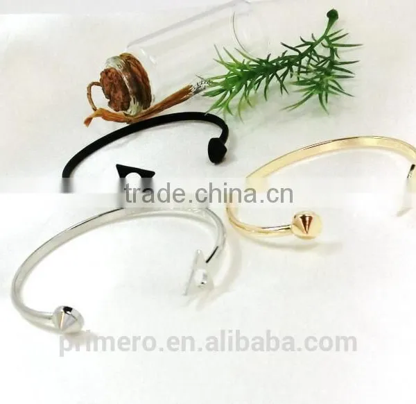 Fashion New Copper Alloy Triangle Cuff Expandable Pyramid Bangle Wholesale photo-5