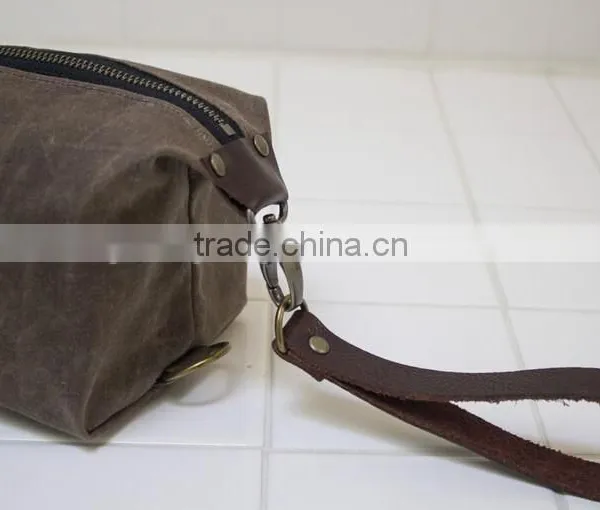 High Quality and Personalized Large Size Mens Waxed Canvas Dopp Kit Supplier's Choice photo-4