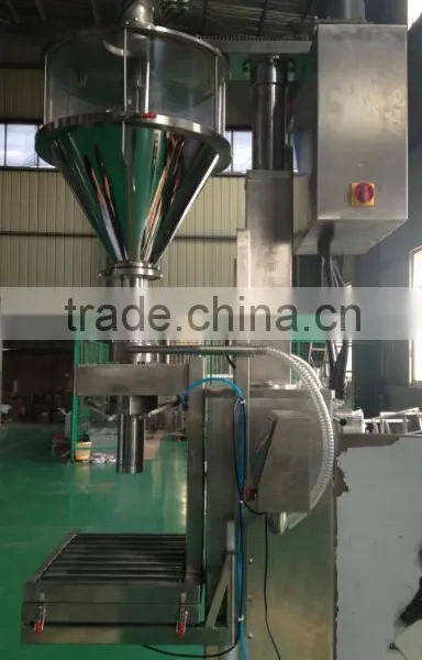 Carbon Powder Auger Weighing Filling Machine photo-4