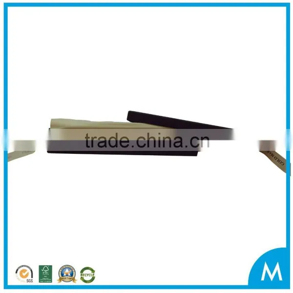 Luxury Packaging Box Necklace Jewellery Box Lid and Base Box With Foam Insert and Spot UV for the Logo photo-4