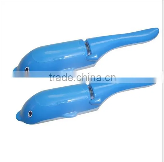 Dolphins Clean Brush , Clothes Brush Dust Brush, Brush the Dual-purpose Cartoon photo-5