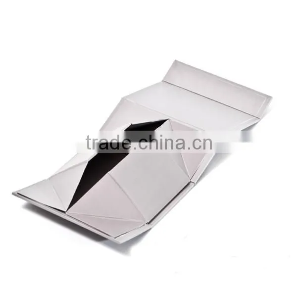 New Design Foldable Paper Gift Box With Magnet Closure photo-2