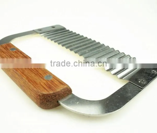 42076 Dough Sheeter Cutter Pastry/Flour Cutter With Wooden Handle photo-4