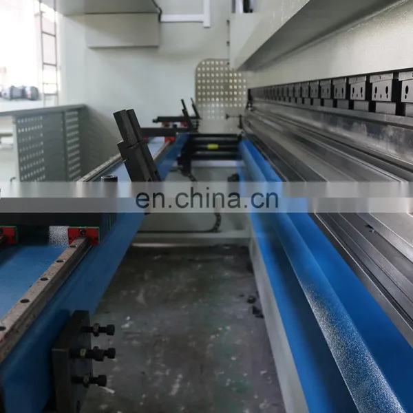 T&L Brand 400ton 6000mm 3d Servo Cnc Electric Hydraulic Press Brake photo-5