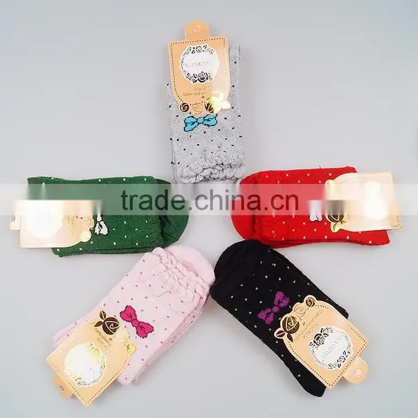 5-Pack Mixed Colors Womens Wool Crew Winter Socks photo-2