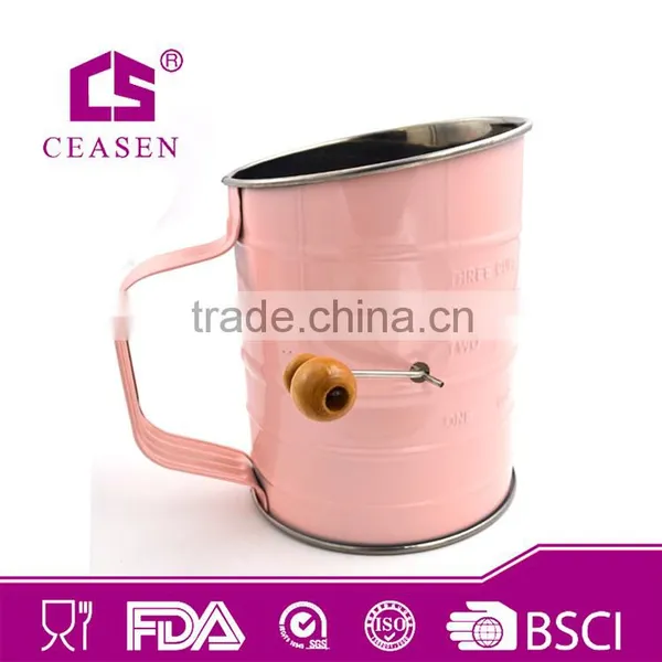 Painting Flour Shaker