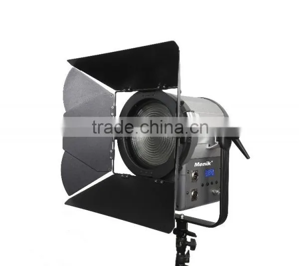 Menik SR-1500 150W Fresnel Lens LED Spotlight photo-3