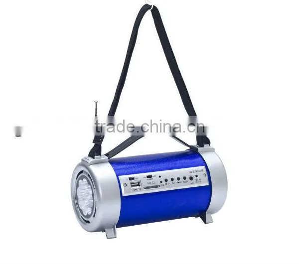 China High Quality Rechargeable Battery FM Radio Torch Light Portable Speaker