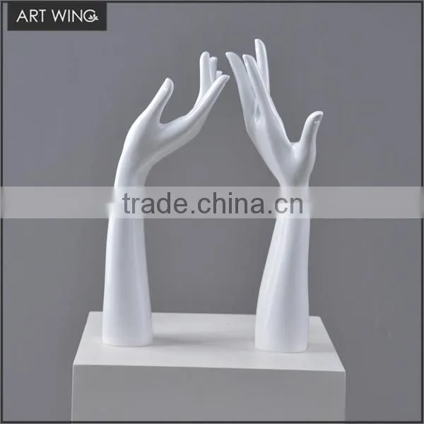 Male Mannequin Manikin Jewellary Display Resin Hands for Sale Supplier's Choice photo-3