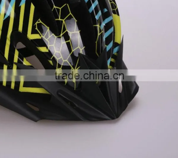 China Wholesale PC In-mold Bicycle Helmet With Good Ventilation Performance for Adult photo-4
