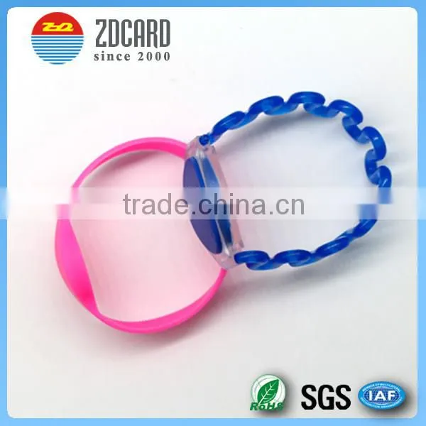 Waterproof Silicone Bracelets Rfid Custom Rfid Wristbands for Swimming Pool or Festival Event photo-2