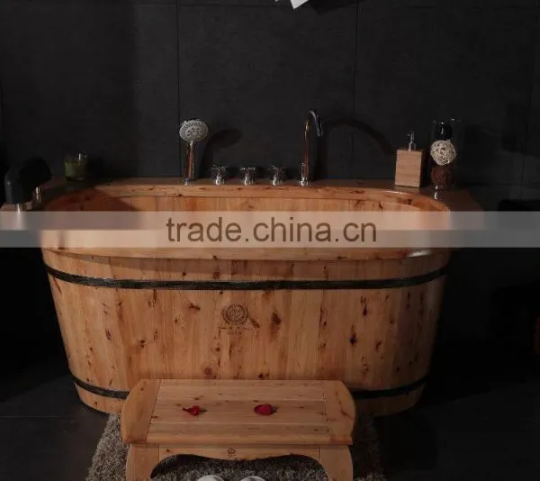 China Wooden Bathtub Massage Tub Cedar Spa Tub