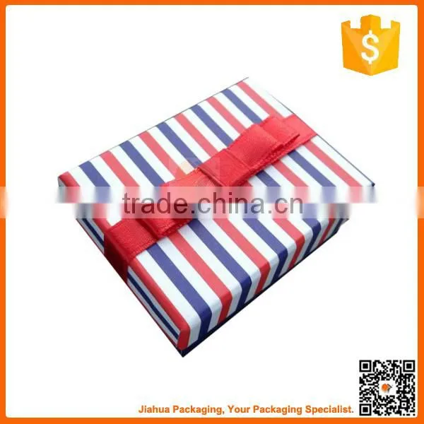 Black and White Striped Gift Box photo-3