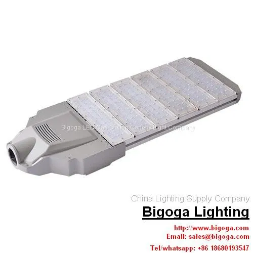 LED улицачная лампа 300 Вт