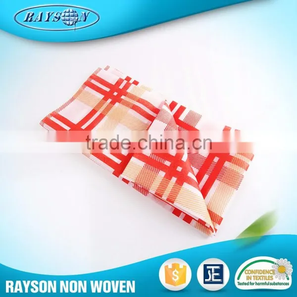 2016 China Supplier Good Quality Tnt Printed Cheap Nonwoven Tablecloths For Restaurant photo-4