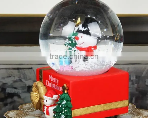 Hot Sale Musical Snow Globe Christmas Gifts Snow Globe Christmas Decoration Snow Globe photo-2