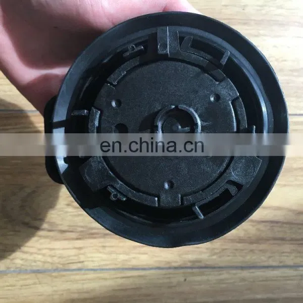 Hitchi ZX300-5G Excavator Parts YA00010024 ZX300-5G Fuel Tank Caps photo-2
