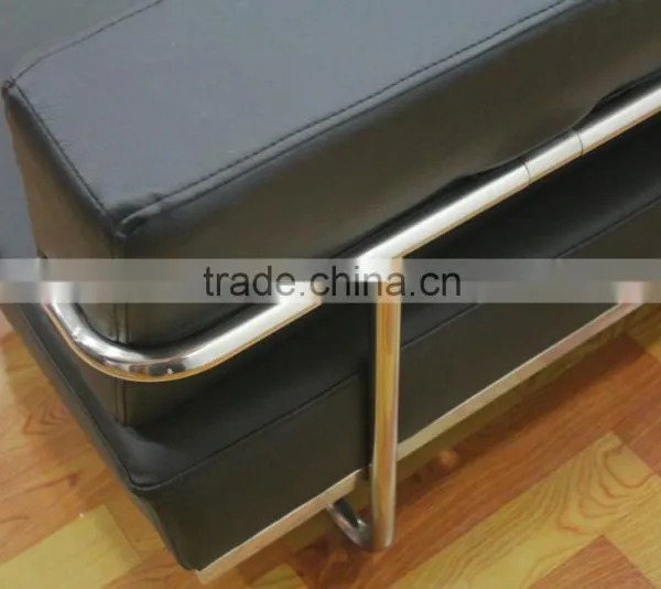 Replica French Famous Design Stainless Steel Relaxing Chinese Genuine Leather Le Corbusier LC5 Three Seater Sofa,LC5 Daybed photo-3