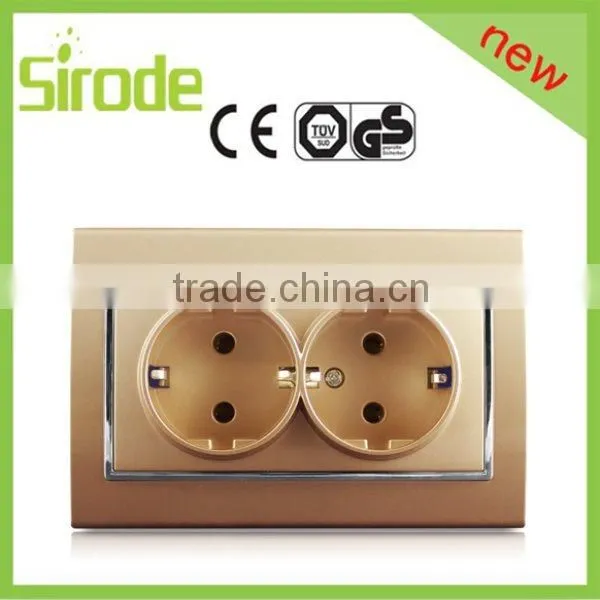 Waterproof Power Usage Plug Socket Outlet With Shelter photo-3