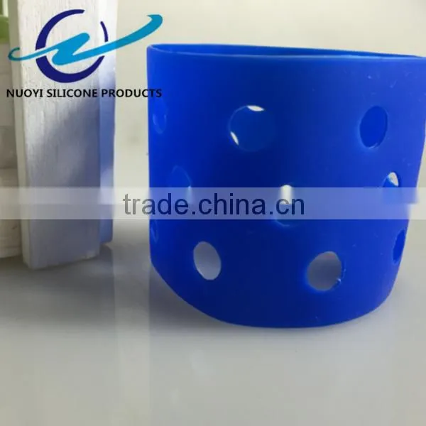 Individuality Hollow Out Short Silicone Cup Sleeve photo-3
