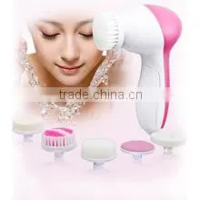 Portable Home Use Mini Electric Battery Rotary Facial Massager Brush photo-5